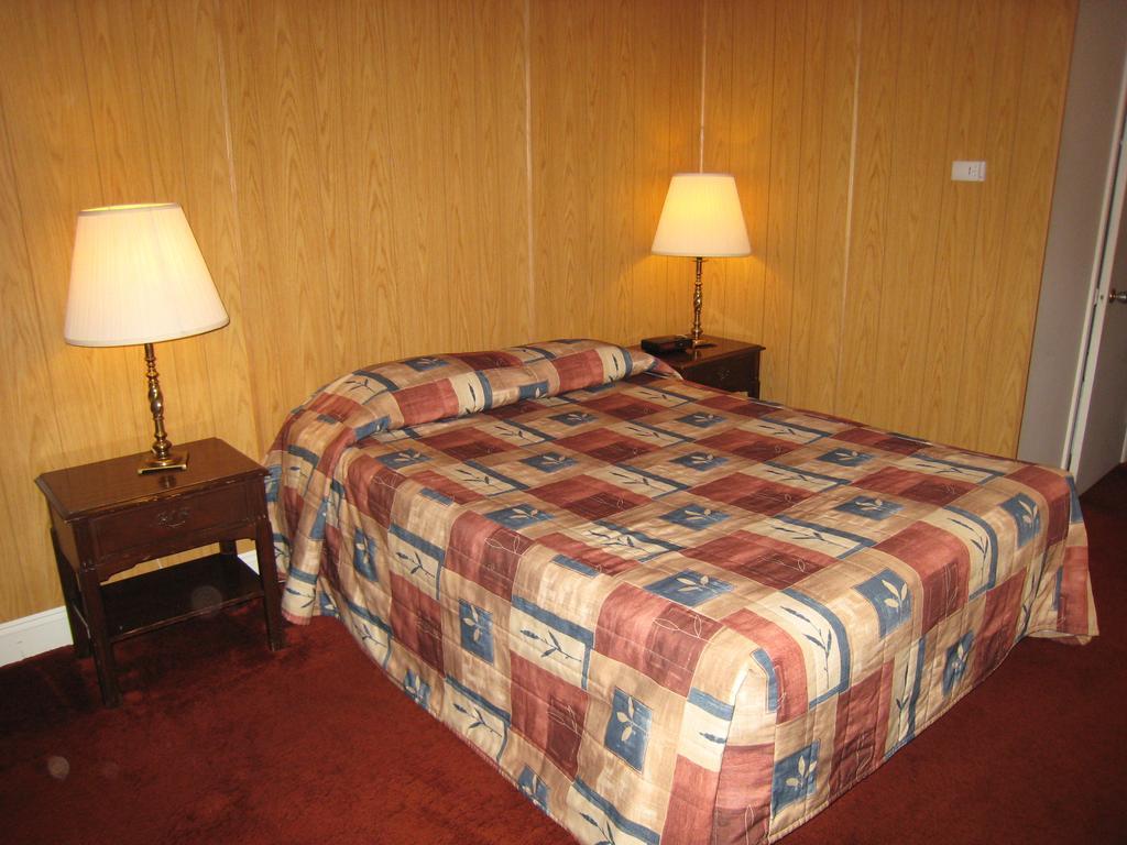 Downtowner Motor Inn 크레스턴 객실 사진