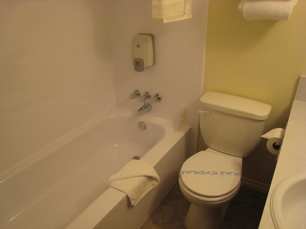Downtowner Motor Inn 크레스턴 객실 사진